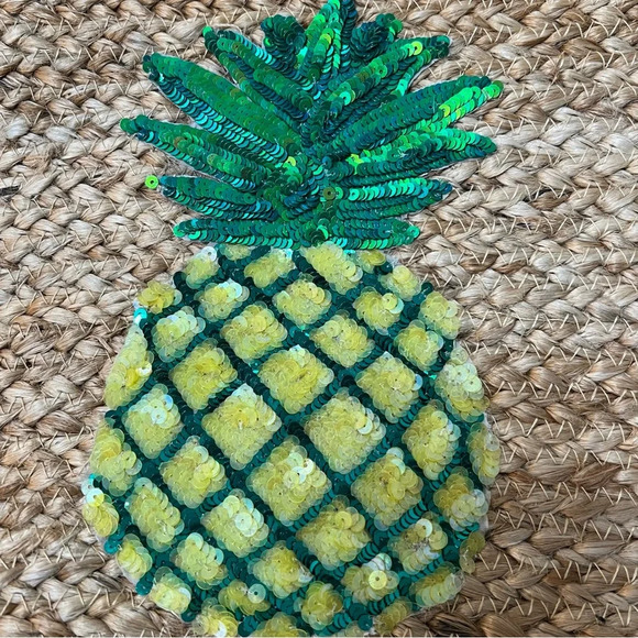 Jute Large Sequined Pineapple Crossbody Handbag. OS. NWOT. - Picture 7 of 10